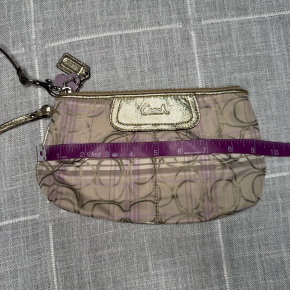 Coach Signature Wristlet Lavender And Gold Plaid with Bag Charms Y2K 9.5\